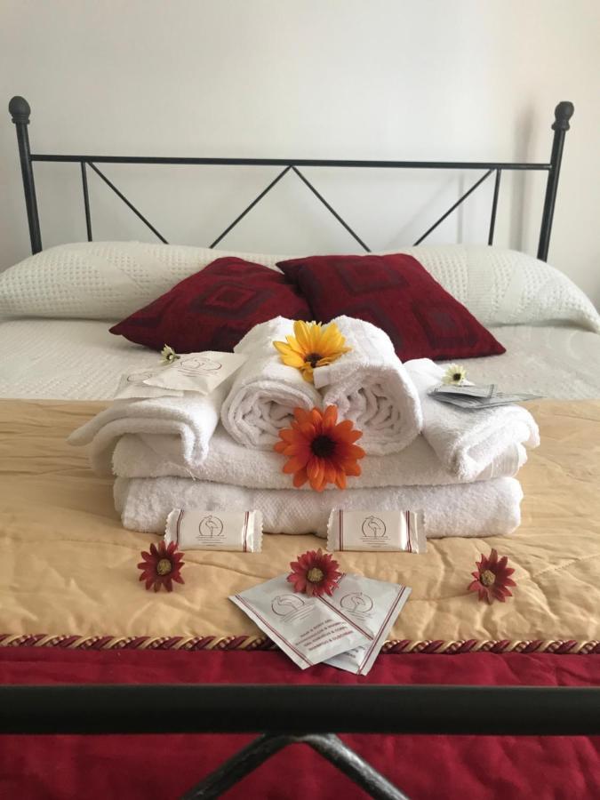 Hikkara Home Carini Bagian luar foto